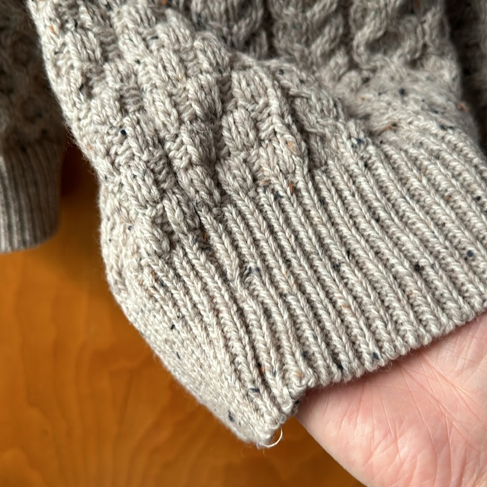 100% Virgin Wool Fisherman Sweater - Picture 6 of 9